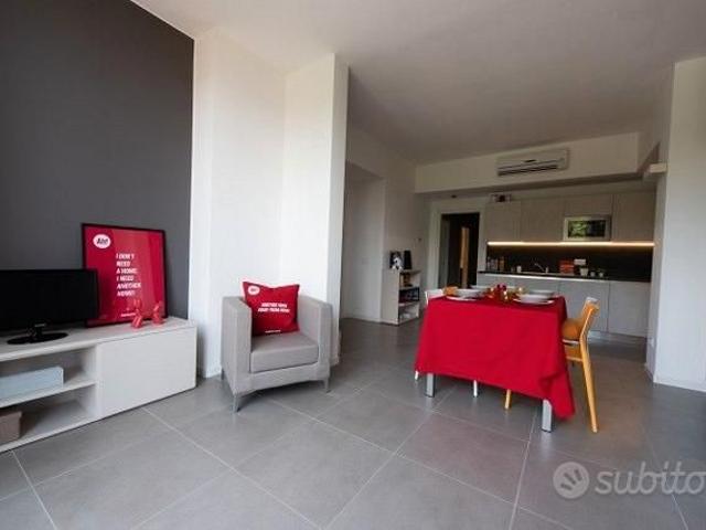 Stanza singola da sogno zona City Life da nov