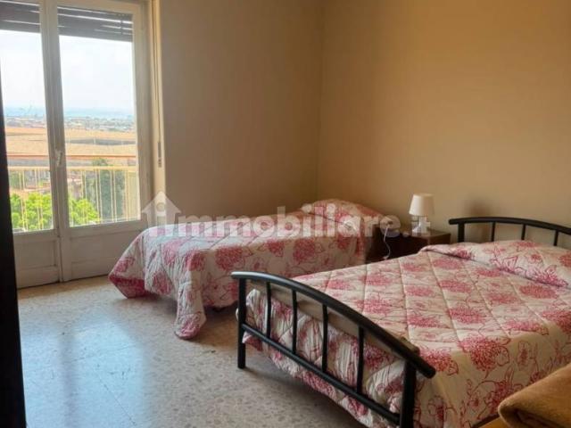 Stanza singola Ferrarotto Acquedotto Greco, Catania