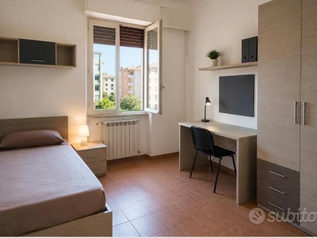 Stanza singola Firenze Novoli libera da subito