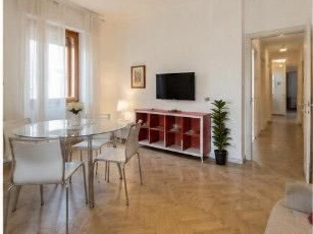 Stanza singola Firenze puccini libero da subito