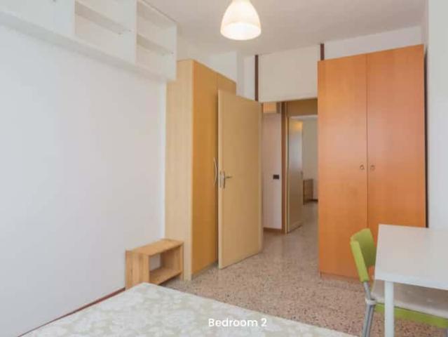 Stanza singola in Via Viterbo, Milano