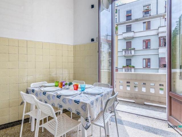 Stanza singola in Viale Abruzzi, Milano