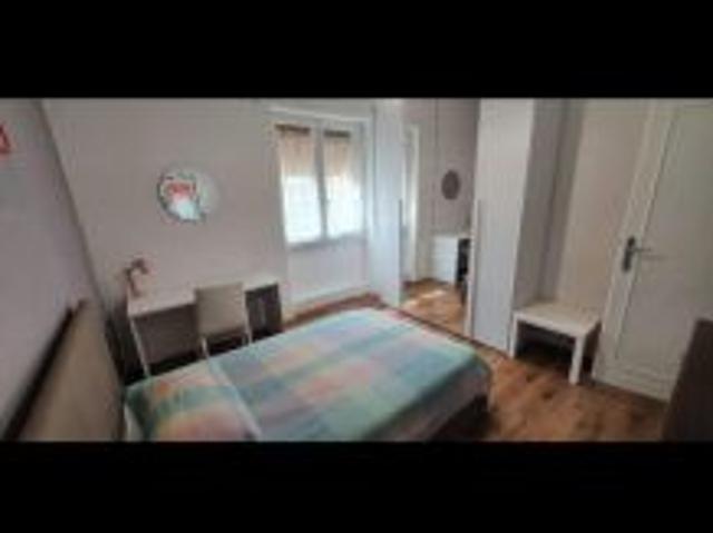 Stanza singola in affitto € 550