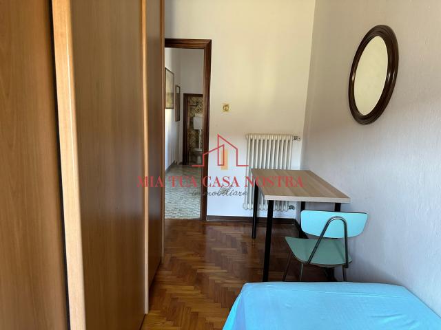 Stanza singola in casa singola per studenti