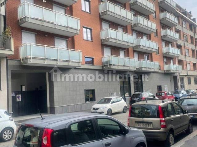 Stanza singola Nizza Millefonti, Torino