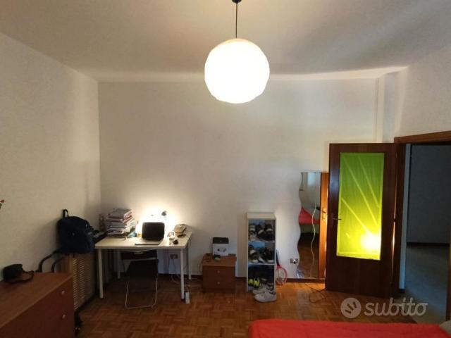 Stanza singola parma via silvio pellico 11