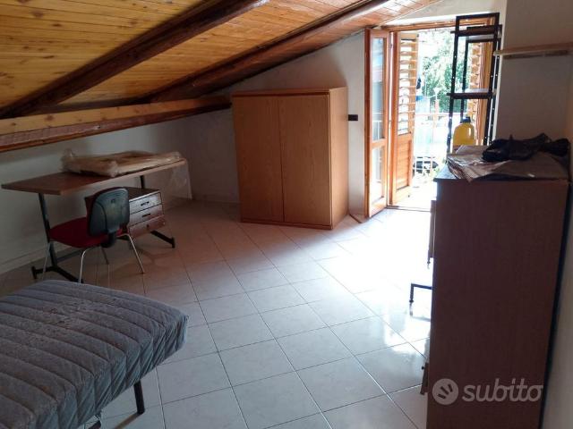 Stanza singola per ragazzo a lancusi centro