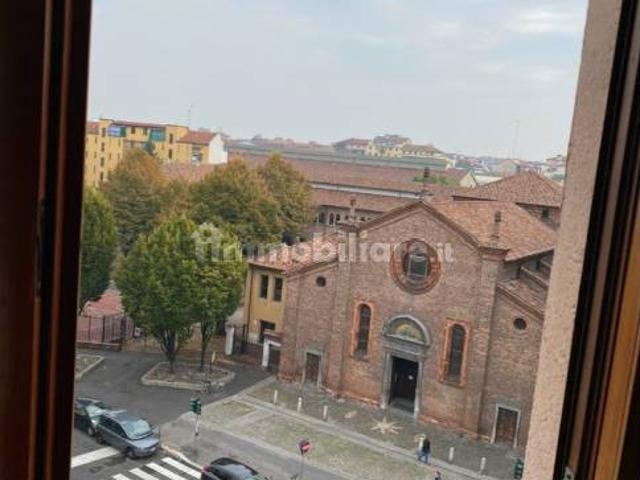 Stanza singola piazza San Materno 2, Milano