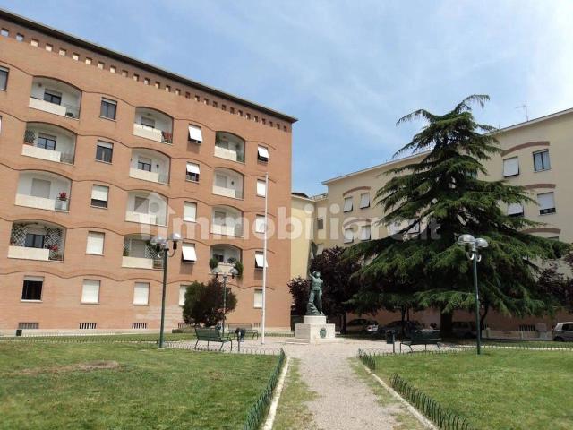 Stanza singola piazza Roma, Latina