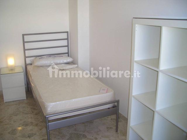 Stanza singola Poggiofranco, Bari