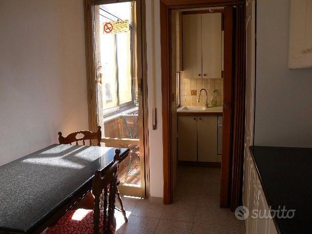 Stanza singola roma trastevere