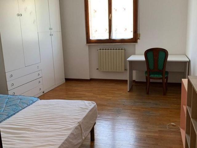 Stanza per studentessa