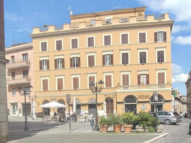 Stanza Tivoli centro