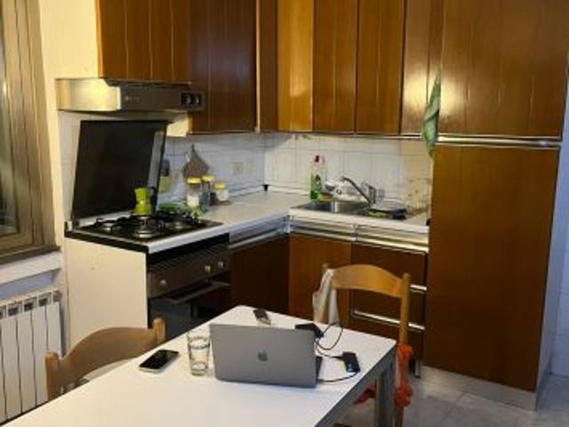 Stanza viale Monza