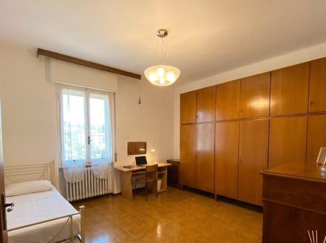 Stanza Zona Murri Mazzini Per sole Ragazze