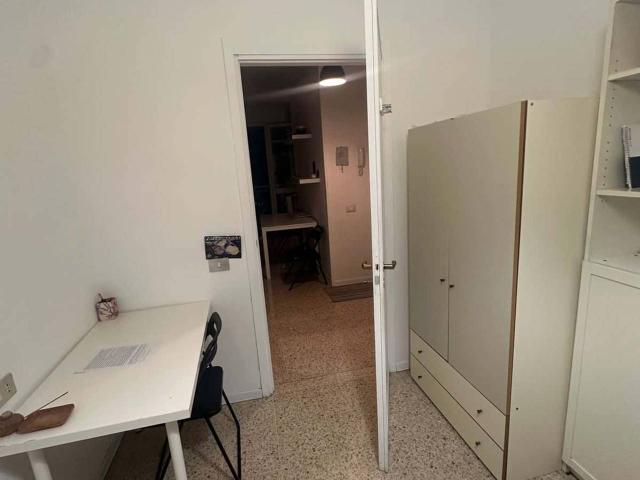 Stanza/Camera in affitto a Milano