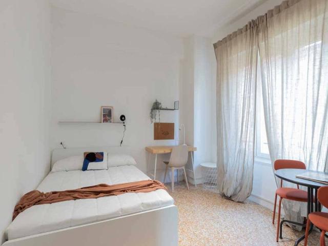 Stanza/Camera in affitto a Milano