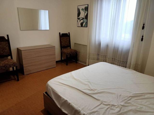 Stanza/Camera in affitto a Modena