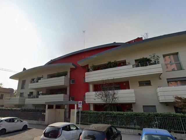 Stanza/Camera in affitto a Monza
