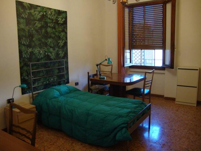 Stanza/Camera in affitto a Firenze
