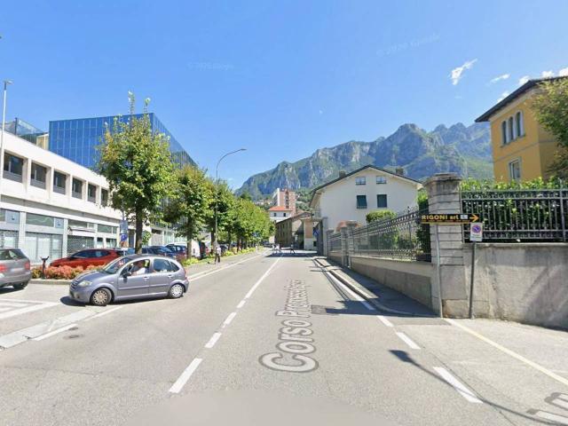 Stanza/Camera in affitto a Lecco
