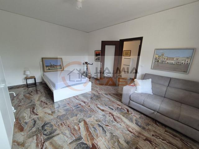 Stanze in affitto di m² in Via 2 Giugno, 26