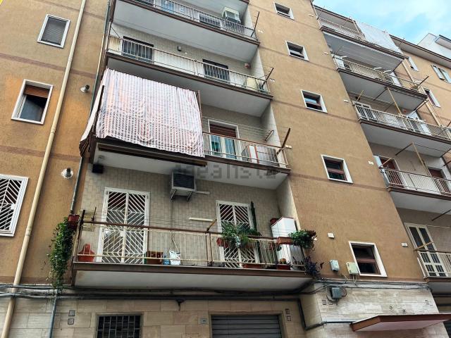 Stanze in affitto di m² in Via tibollo, 37