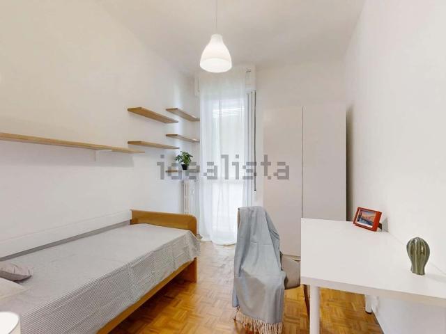 Stanze in affitto di m² in Via Tirana, 25