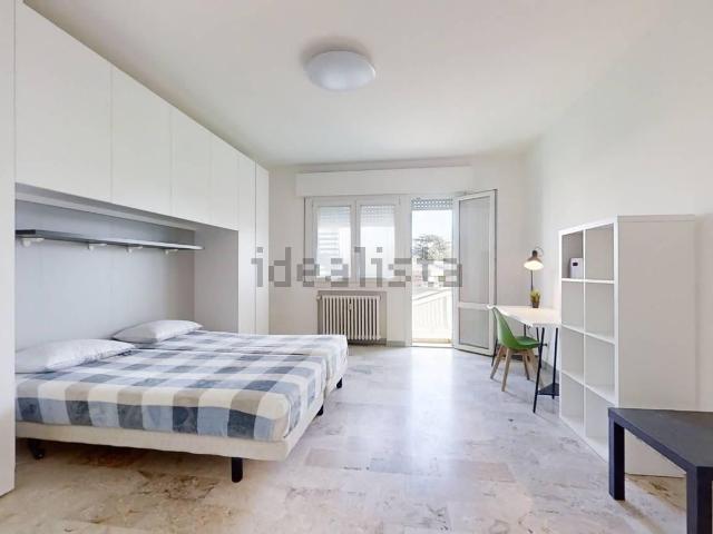 Stanze in affitto di m² in Via Trento, 19