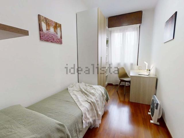 Stanze in affitto di m² in Via V. Alfieri, 17