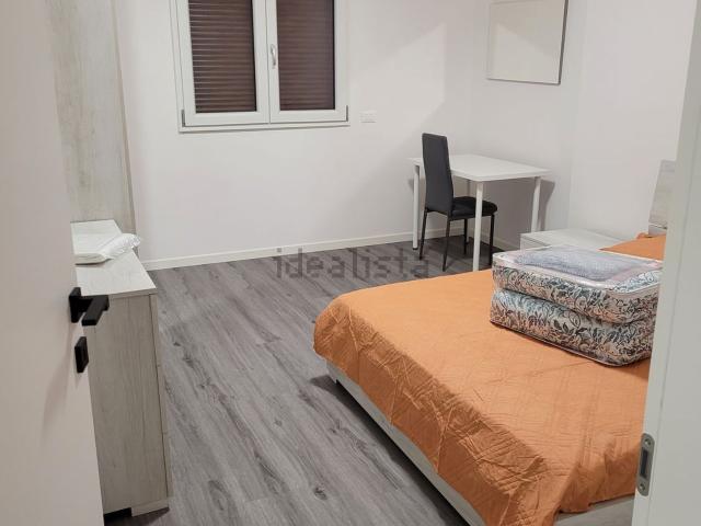 Stanze in affitto di m² in Via Villaraspa