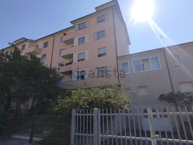 Stanze in affitto di m² in Via Vittorio Alfieri