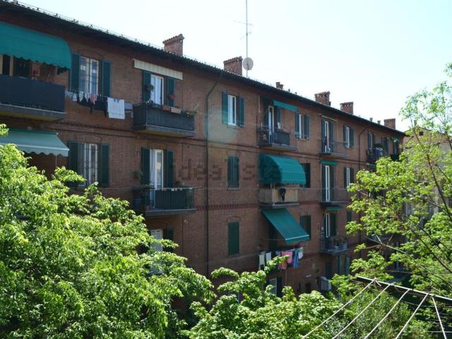 Stanze in affitto di m² in Via Andrea Costa, 59