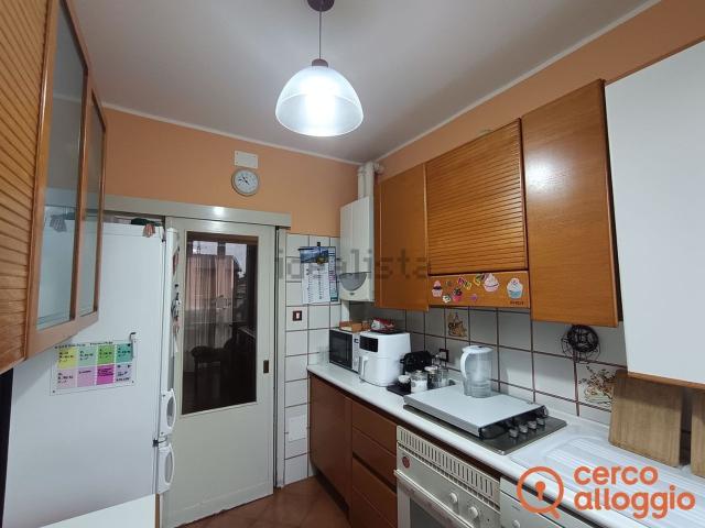 Stanze in affitto di m² in Via Antonio Bonardi, 16