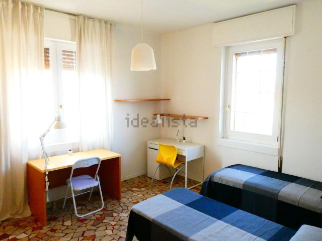 Stanze in affitto di m² in Via Asiago, 4