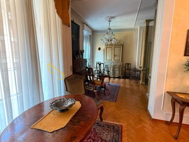 Stanze in affitto di m² in Via Archirola