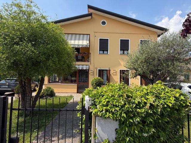 Stanze in affitto di m² in Via C. Giorato, 83