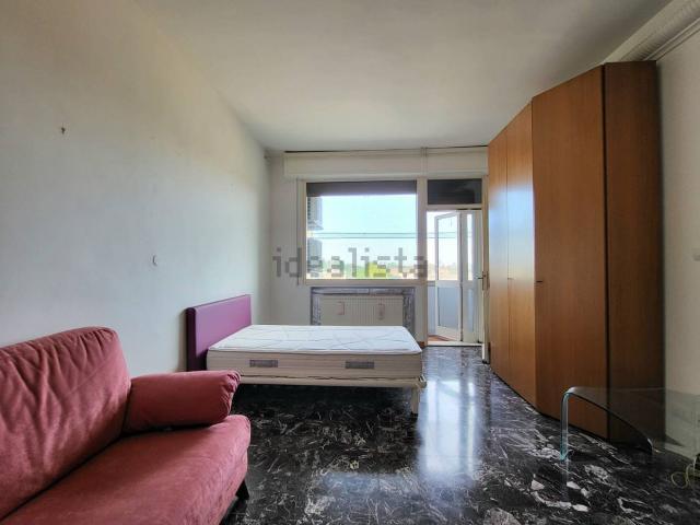 Stanze in affitto di m² in Via Camillo Mazza, 10
