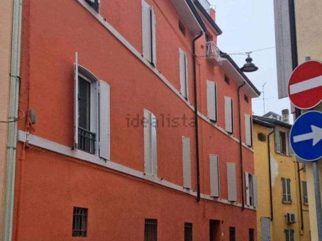 Stanze in affitto di m² in Via Cairoli, 10
