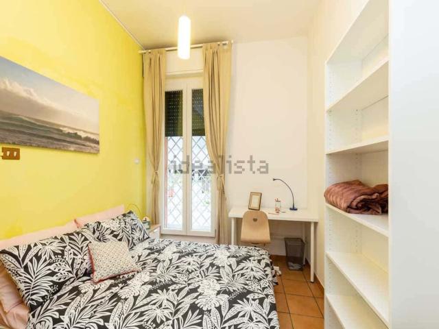Stanze in affitto di m² in Via Cairoli, 8