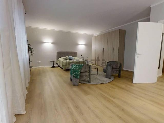 Stanze in affitto di m² in Via Cappuccina