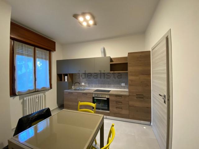 Stanze in affitto di m² in Via Carlo Ferrarini, 2