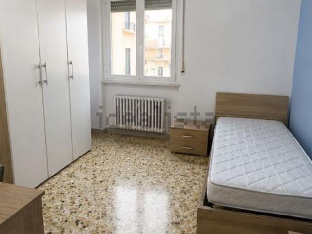 Stanze in affitto di m² in Via Cesare Betteloni