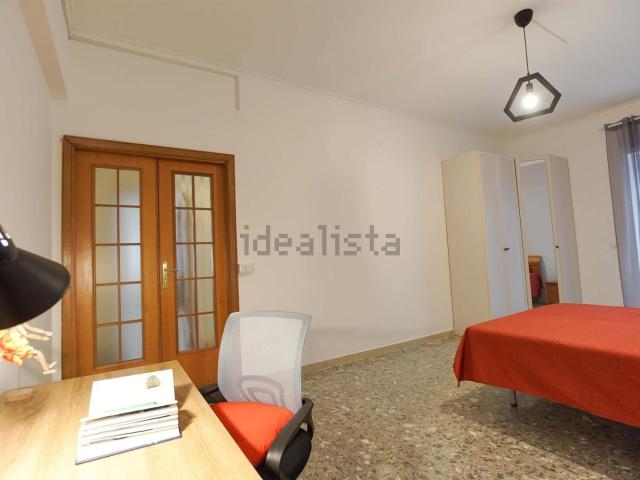 Stanze in affitto di m² in Via della Rocca, 17