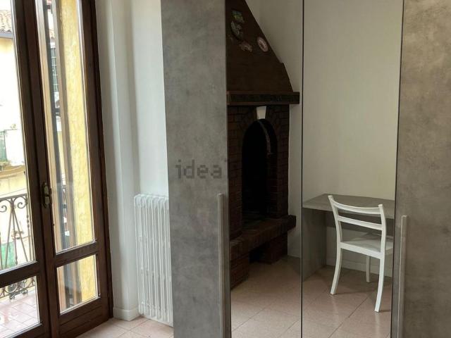 Stanze in affitto di m² in Via Domenico Morone, 31