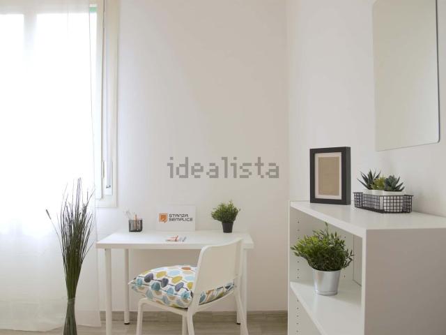 Stanze in affitto di m² in Via Ermete Zacconi, 12