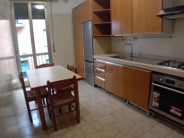 Stanze in affitto di m² in Via Eustachio Manfredi, 15