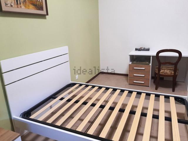 Stanze in affitto di m² in Via Felice Orsini