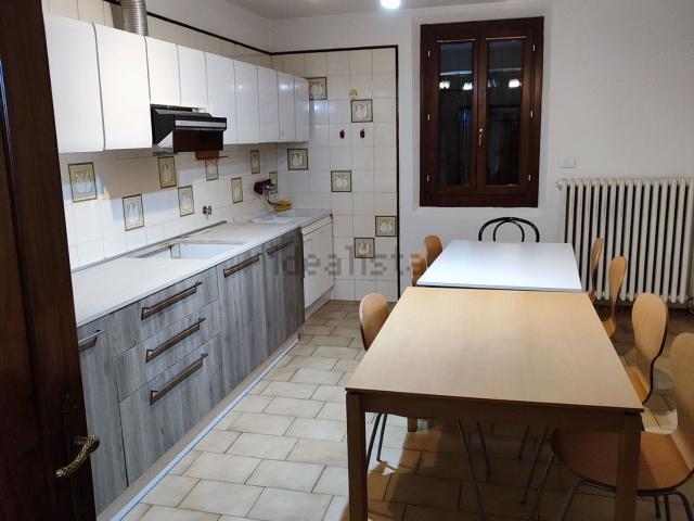 Stanze in affitto di m² in Via Francesco Bacone