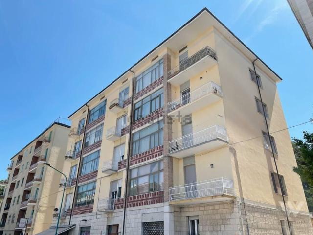 Stanze in affitto di m² in Via Genova, 14